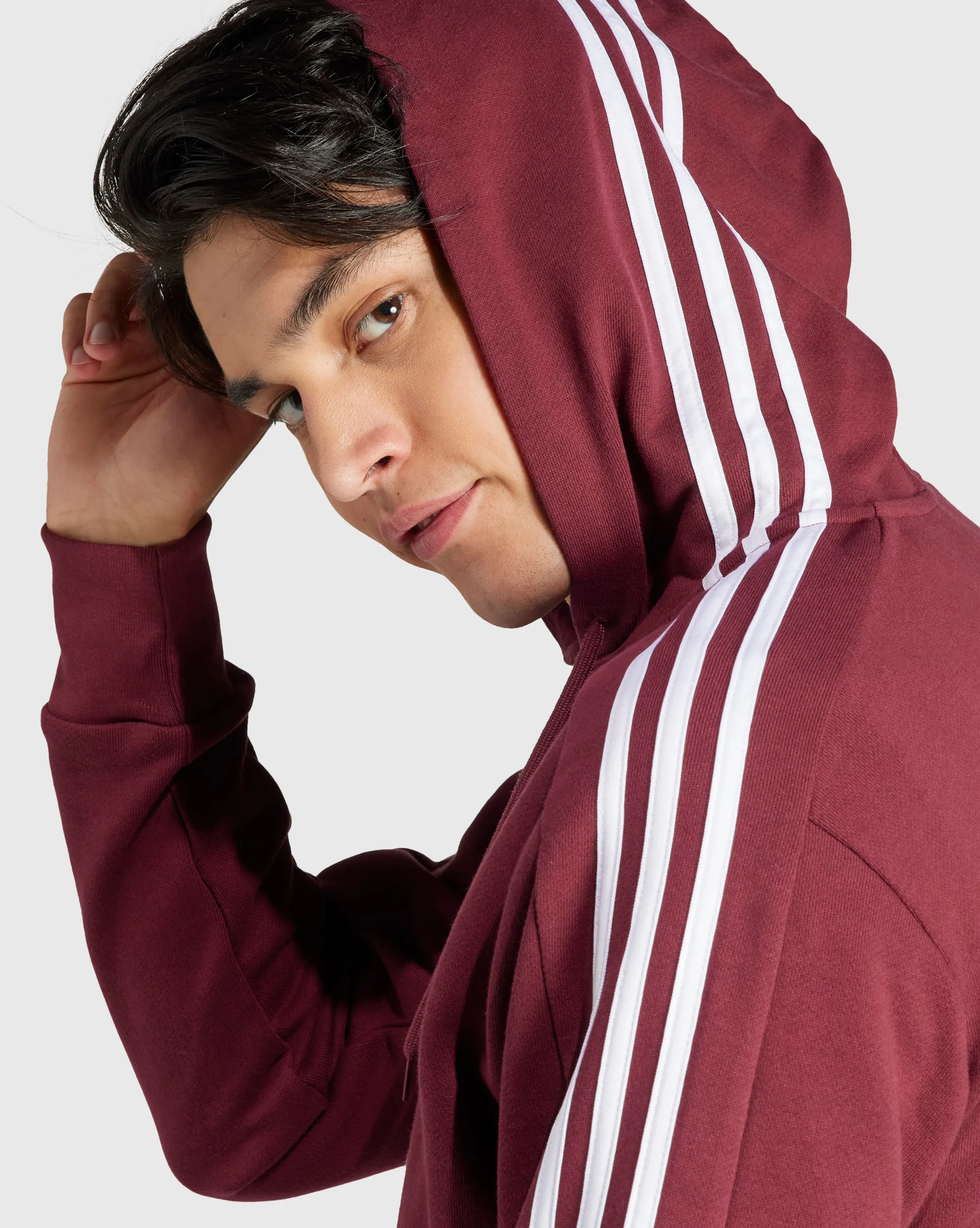 Adidas Felpa con cappuccio Essentials French Terry 3-Stripes Full-Zip Rosso Uomo