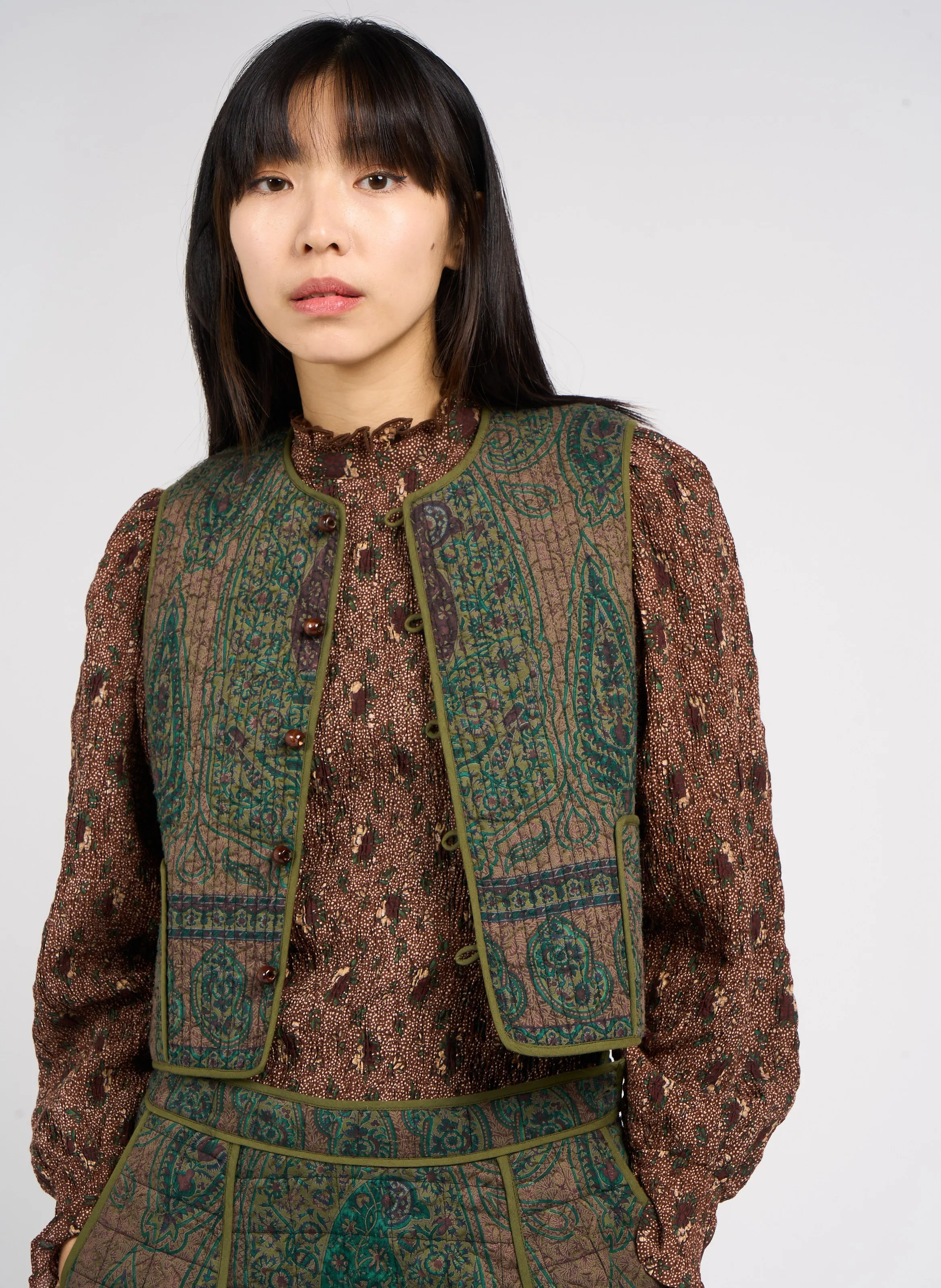  ANTIK BATIK   TAJARO - Gilet diritto con collo rotondo in cotone | Verde
