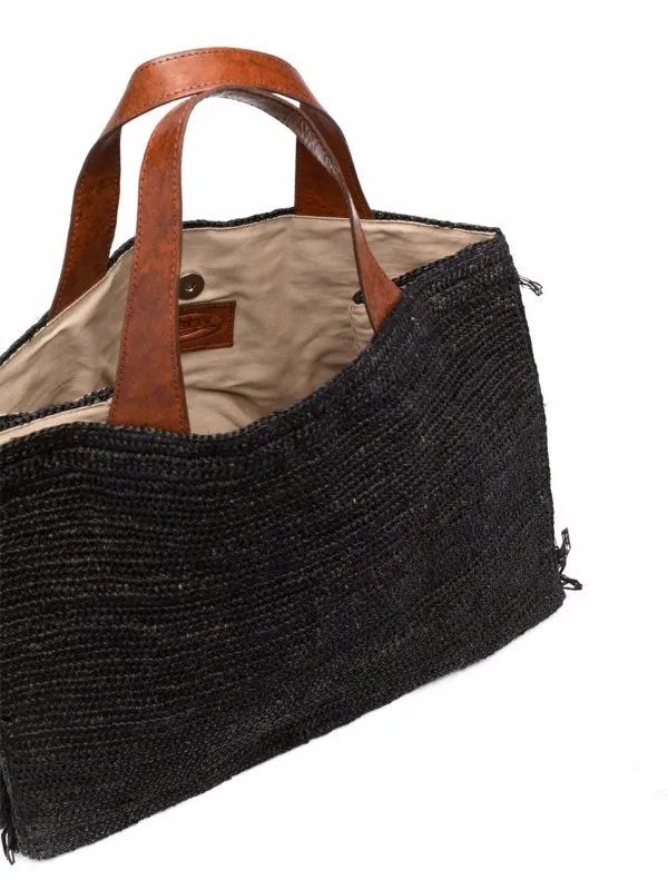 Black double handle bag in raffia with fringes