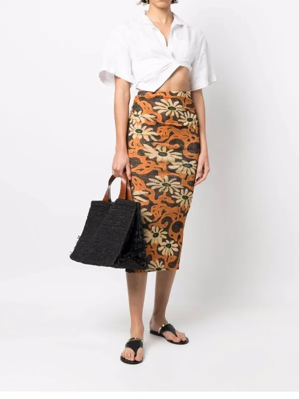 Black double handle bag in raffia with fringes
