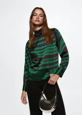 Blusa satinata collo alto