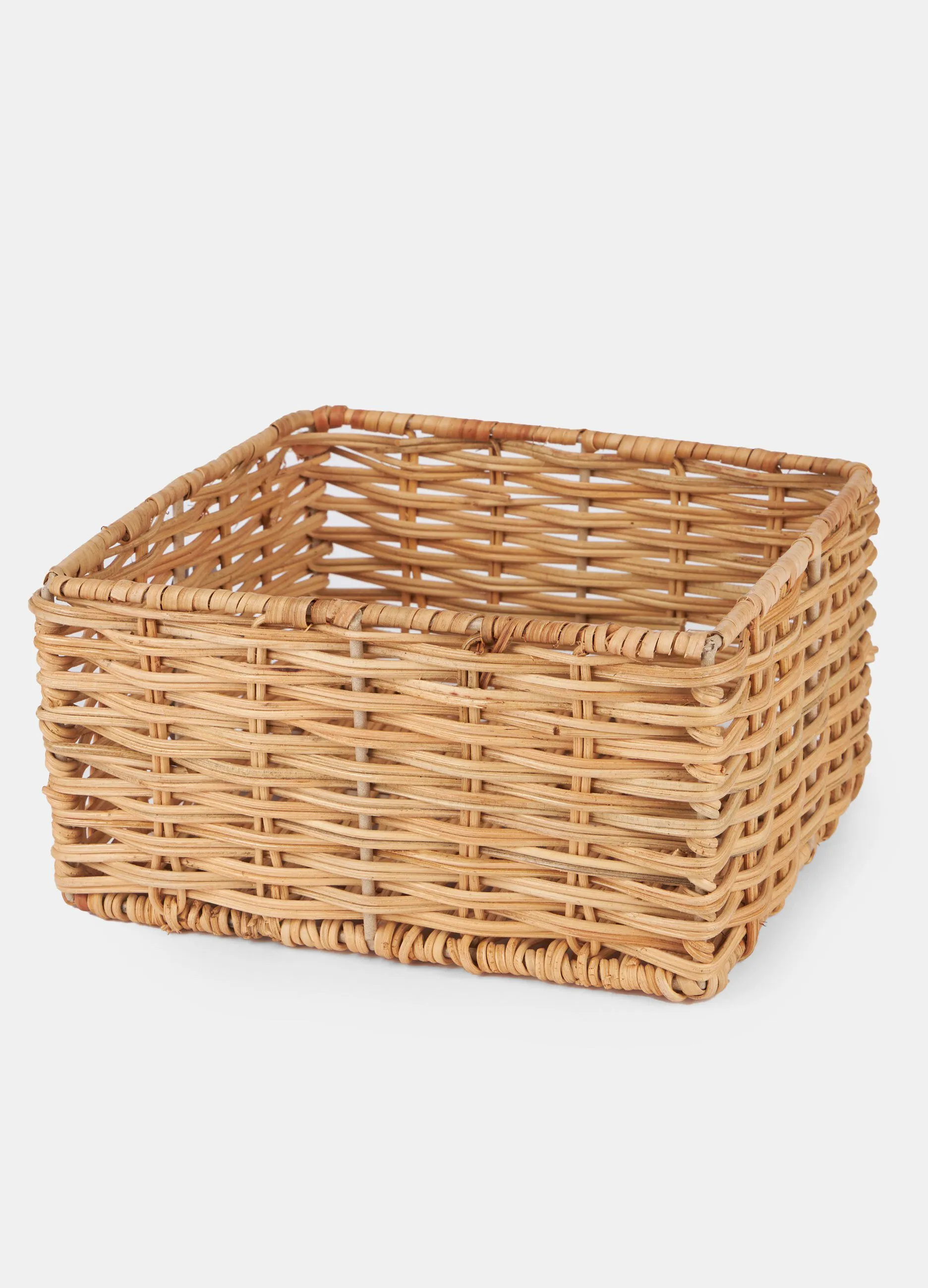 Cestino del pane fatto a mano in rattan
