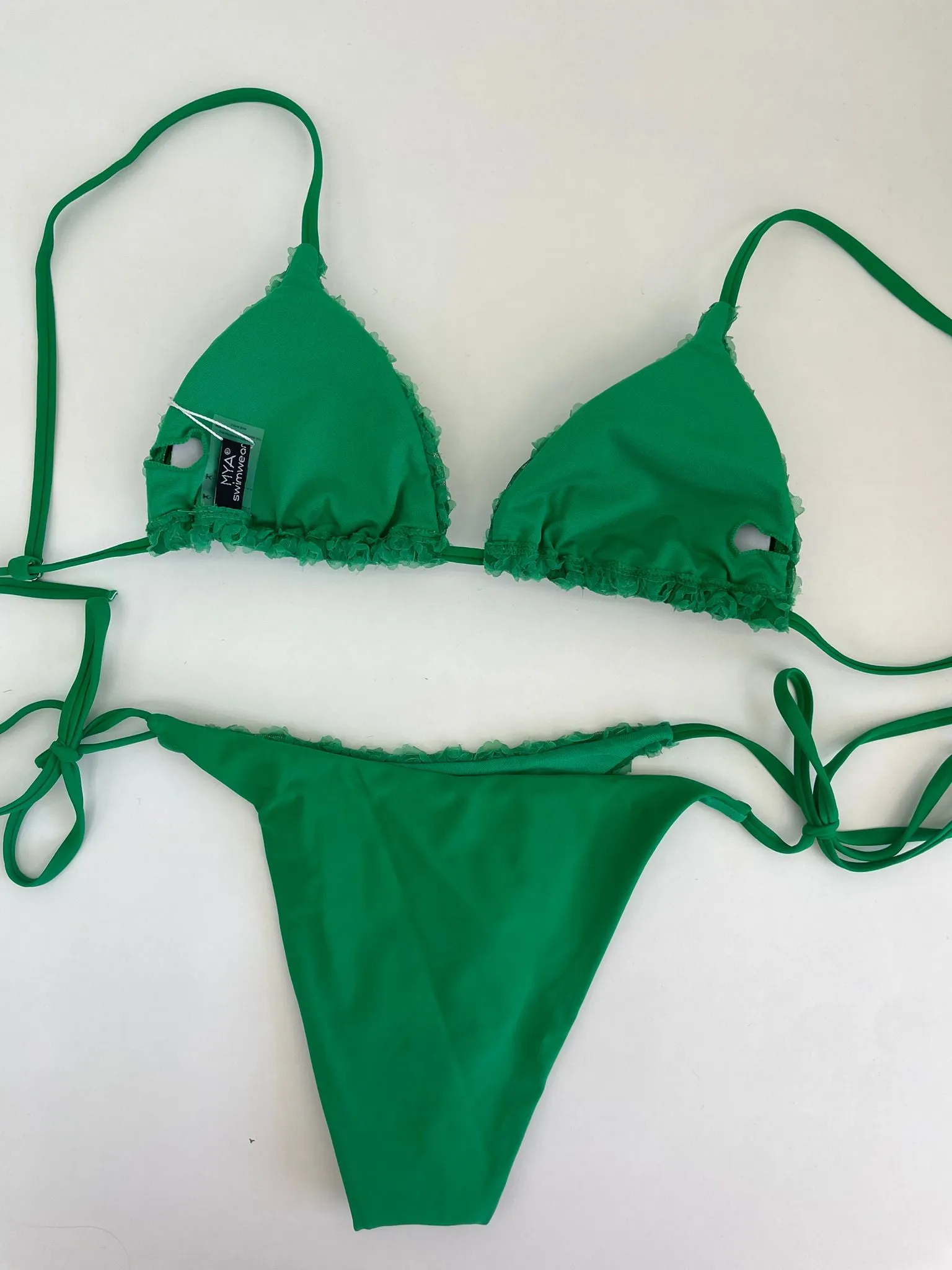 Costume 2 pezzi tinta unita con rose
