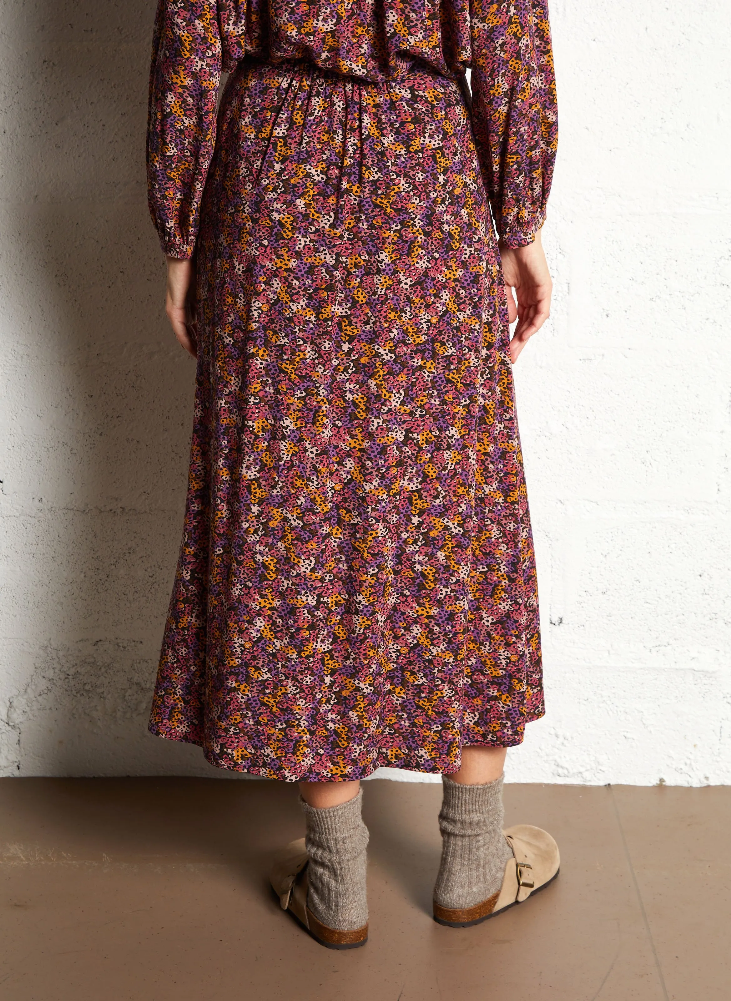  DES PETITS HAUTS   TAMOU - Gonna longuette con bottoni stampata | Multicolore