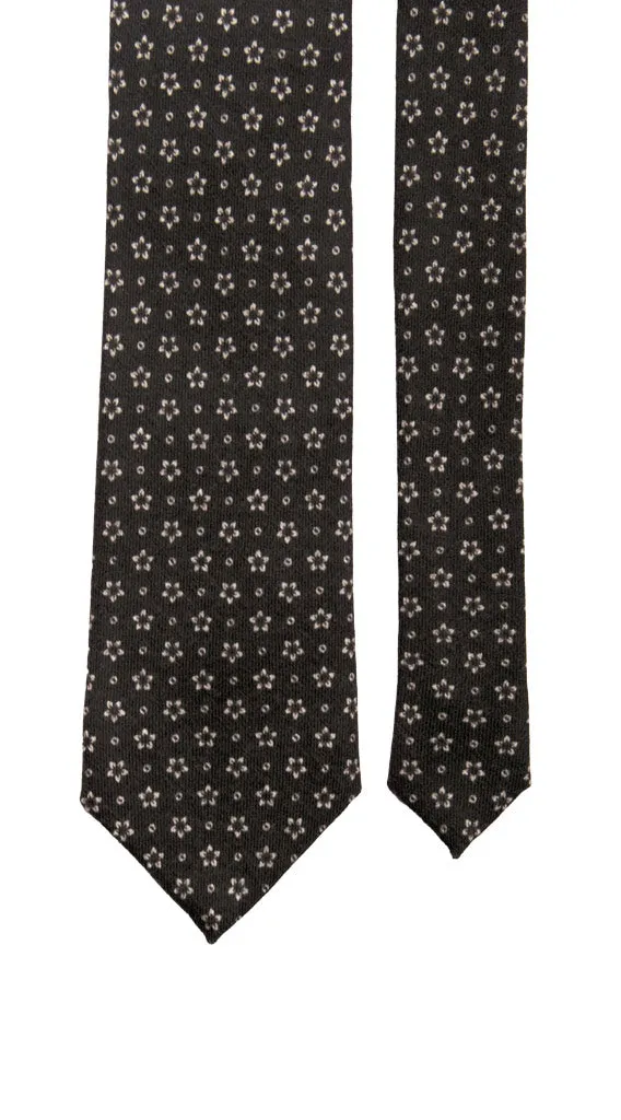 Man Black Wool Tie Grey Flowers L1005