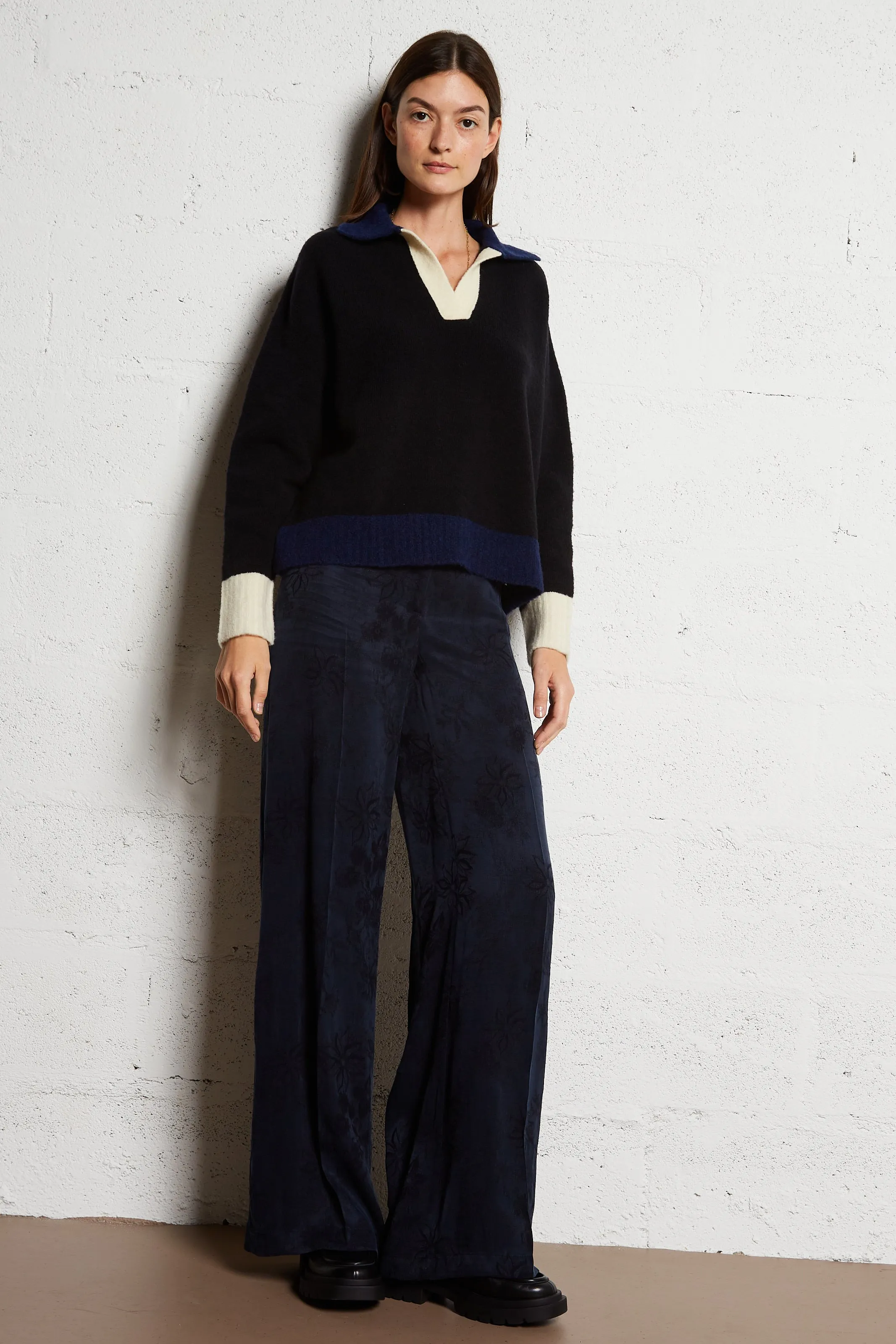  MOMONI   MISAKI - Pantaloni dritti in jacquard stampato | Blu