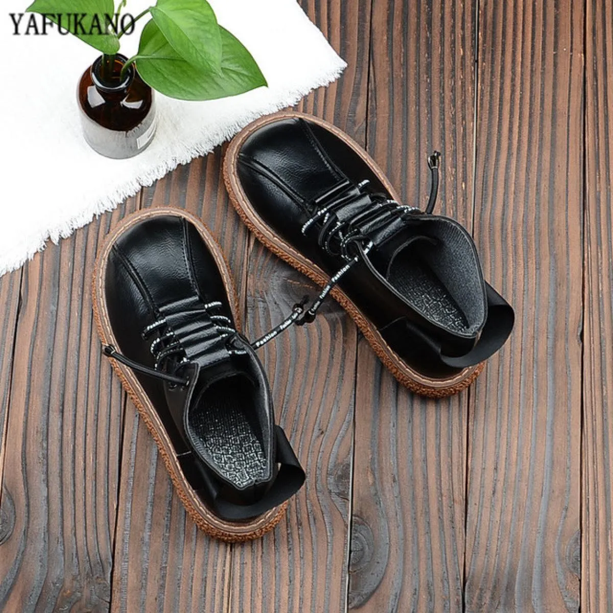 Mori Girl Retro Stivali da donna Stile letterario britannico Suola spessa Scarpe da bambola con testa grande Stivaletti da donna