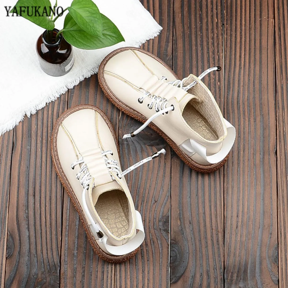 Mori Girl Retro Stivali da donna Stile letterario britannico Suola spessa Scarpe da bambola con testa grande Stivaletti da donna