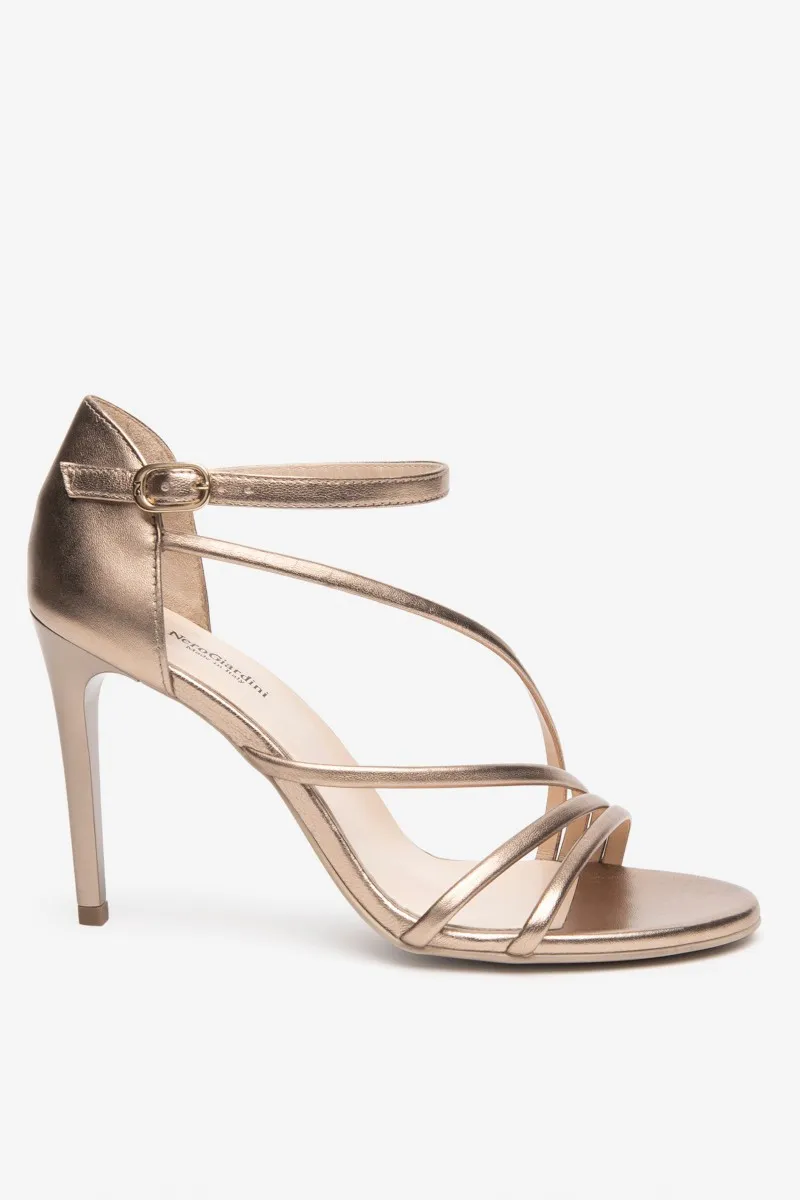 NeroGiardini  Sandali Elegante Tacco