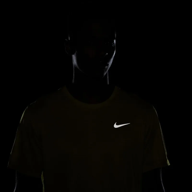 Nike Maglia Running Miler Breathe Bright Cactus Reflective Argento Uomo