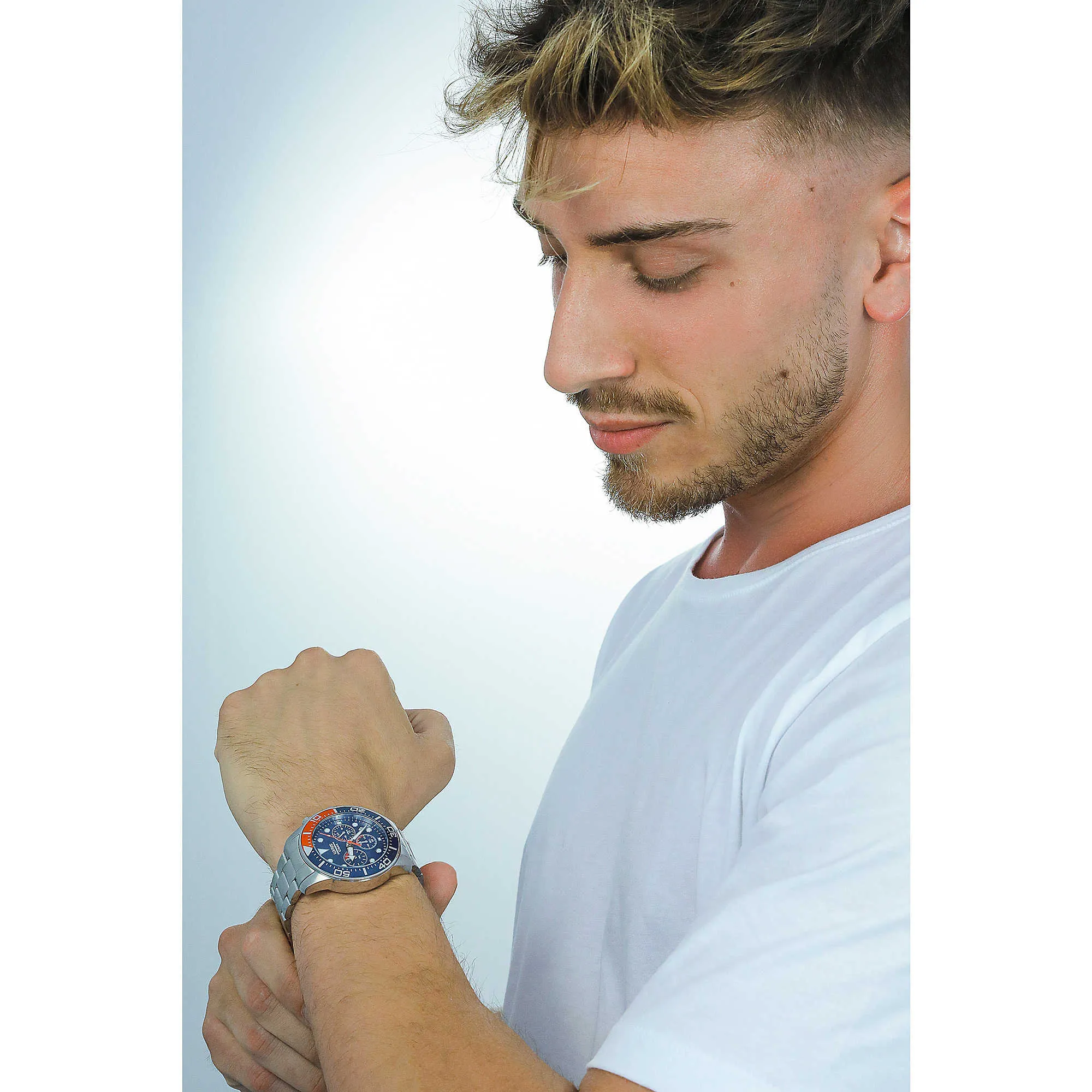 orologio cronografo uomo Lorus Sport - RT345JX9