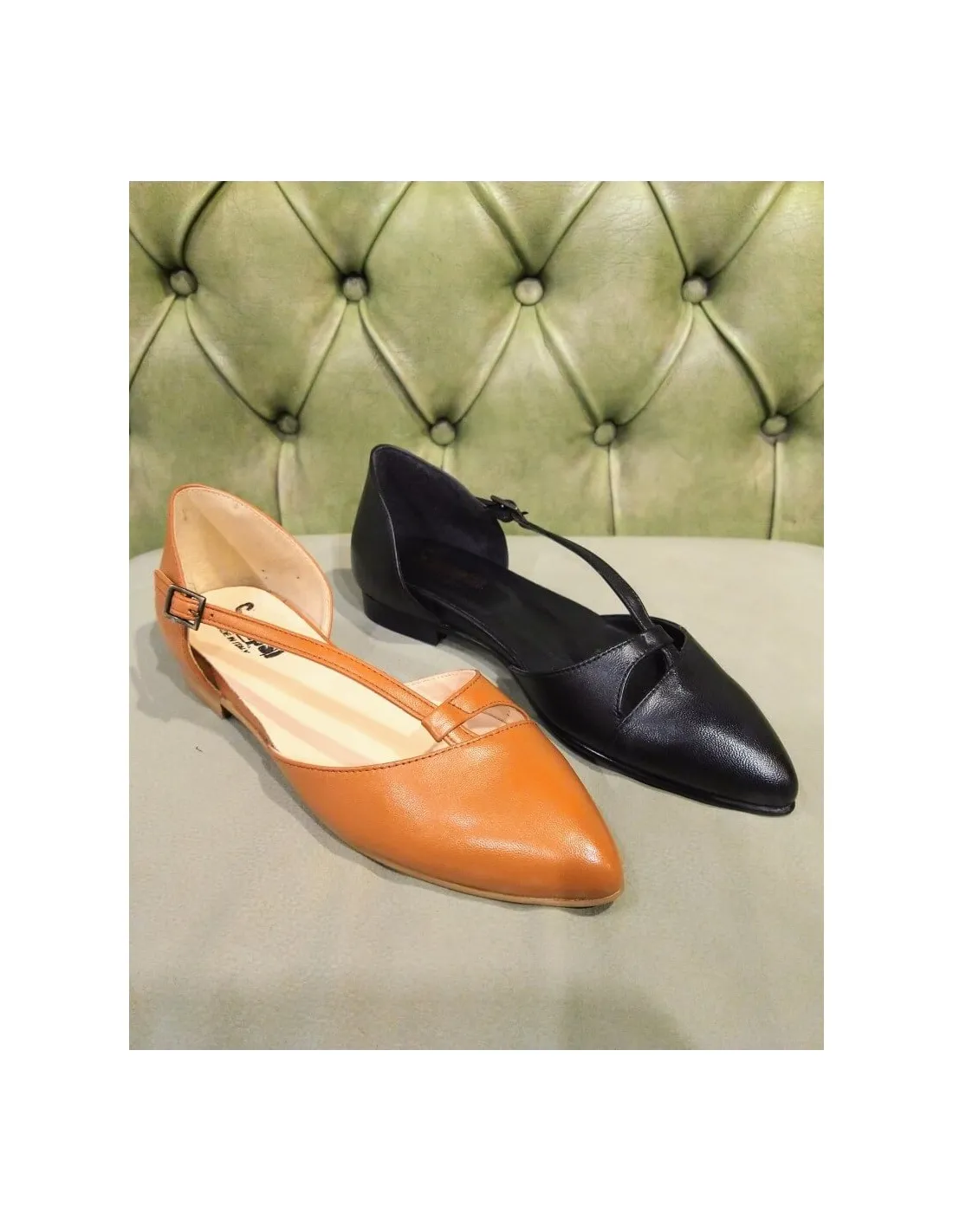 Scarpe basse a punta, in pelle