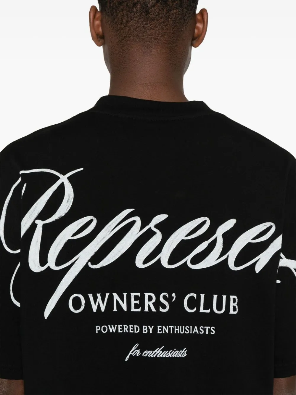 T-shirt nera con stampa