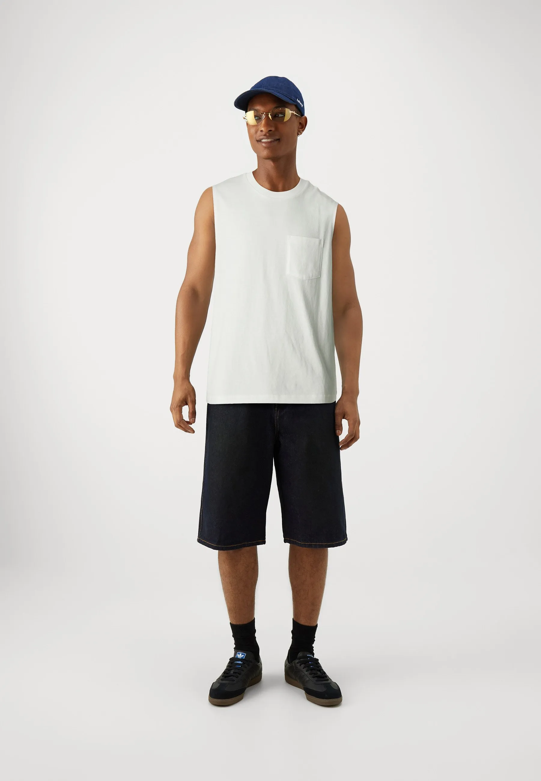 TANK - Top