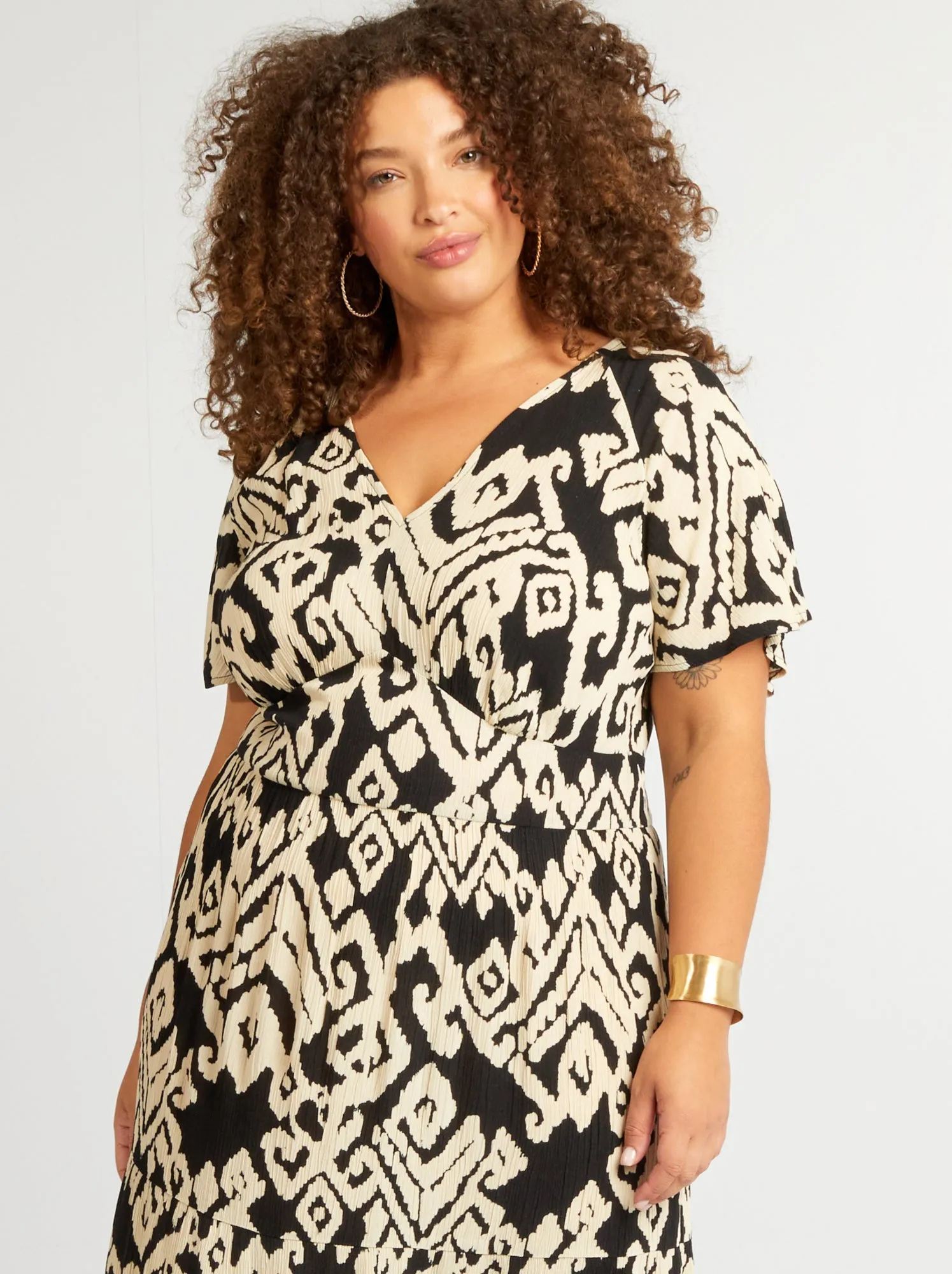 Vestito lungo con scollo a V - NERO