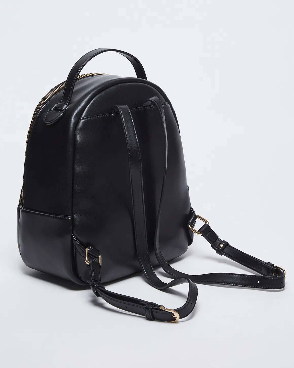 Zaino nero in similpelle intrecciata con tasca esterna frontale logata con chiusura a cerniera